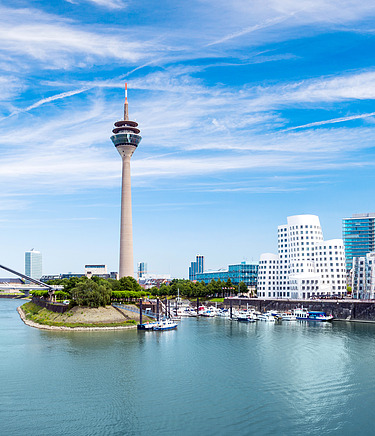 View of the television tower in Düsseldorf, on the right the Gehry buildings